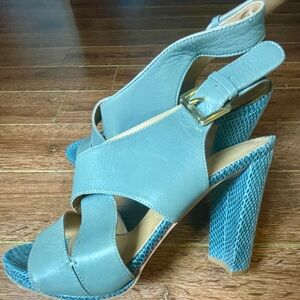 NINE WEST Elegant Gray/Green Strappy Heels